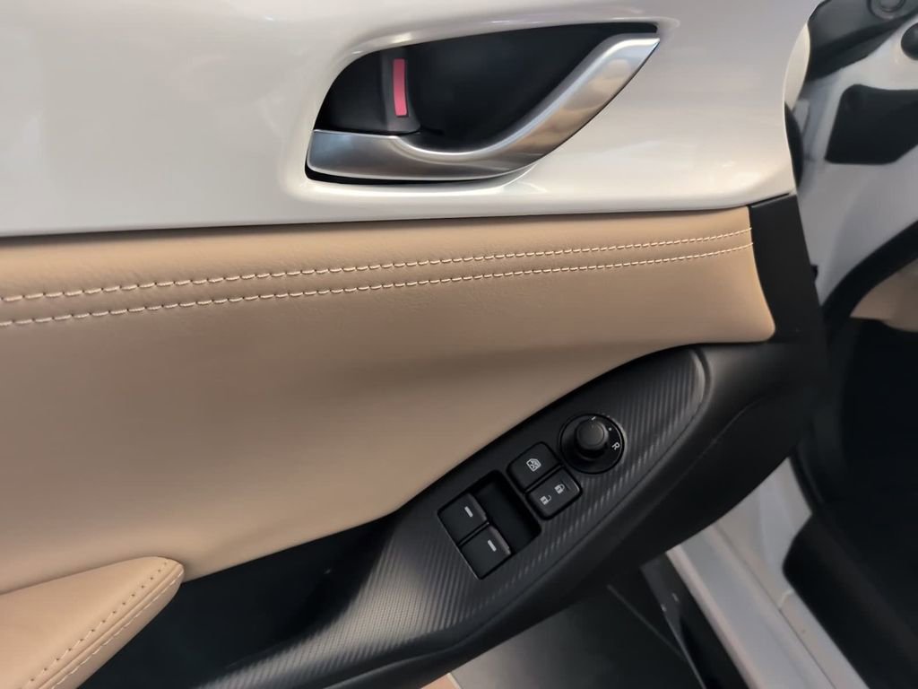 New 2026 MAZDA MX-5 Miata RF Grand Touring w/ Appearance Package image 12