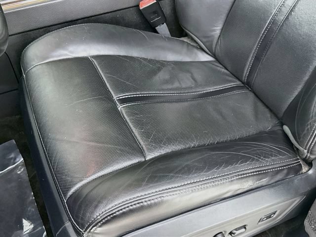 Used 2016 Lincoln Navigator Select AWD/4WD image 19