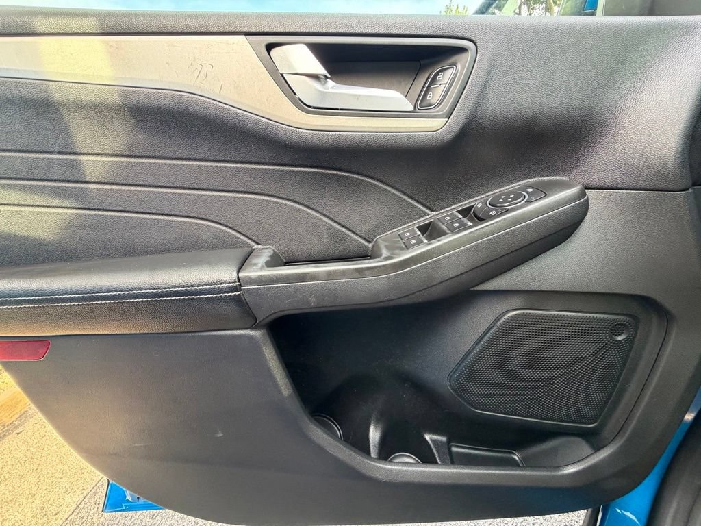Used 2021 Ford Escape SE AWD/4WD image 30
