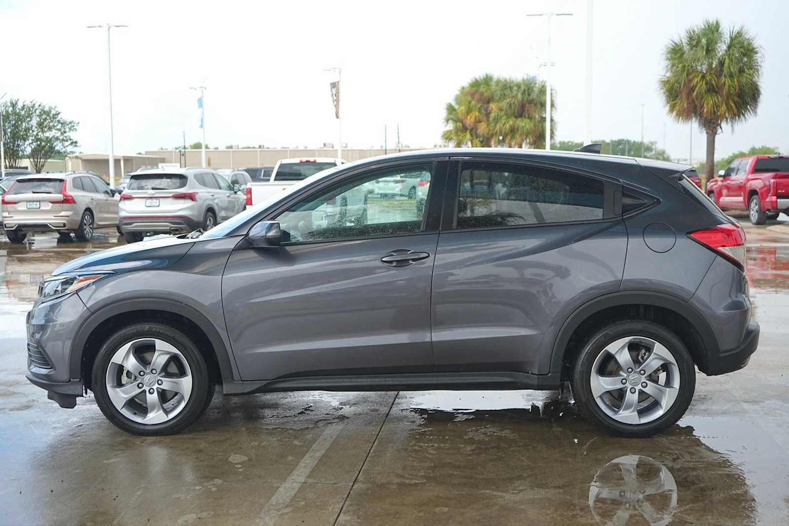 Used 2020 Honda HR-V LX image 3