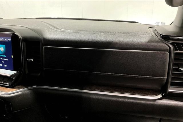 Used 2025 Chevrolet Silverado 1500 LT w/ Work Truck Package AWD/4WD image 28