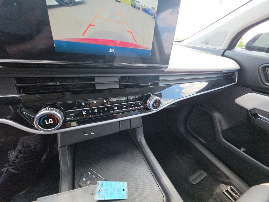 Certified 2024 Honda Prologue Touring image 22