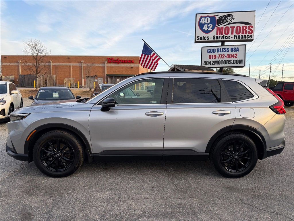 Used 2023 Honda CR-V Sport image 2