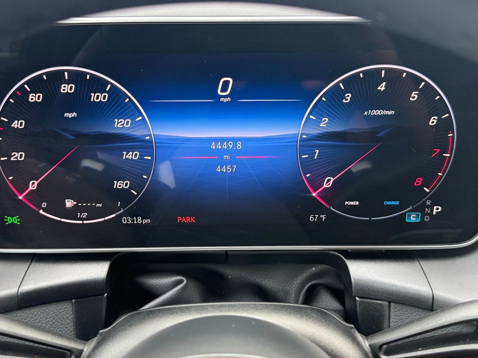 Used 2025 Mercedes-Benz GLC 300 4MATIC image 28