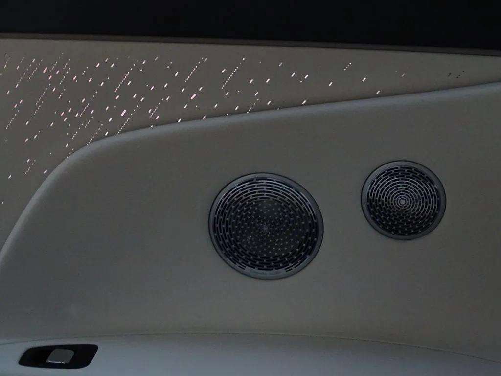 Used 2024 Rolls-Royce Spectre w/ Spectre Launch Package image 8