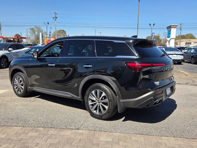 Used 2023 INFINITI QX60 Pure image 10