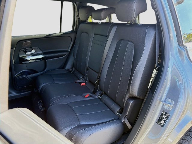 New 2026 Mercedes-Benz GLB 250 4MATIC image 24