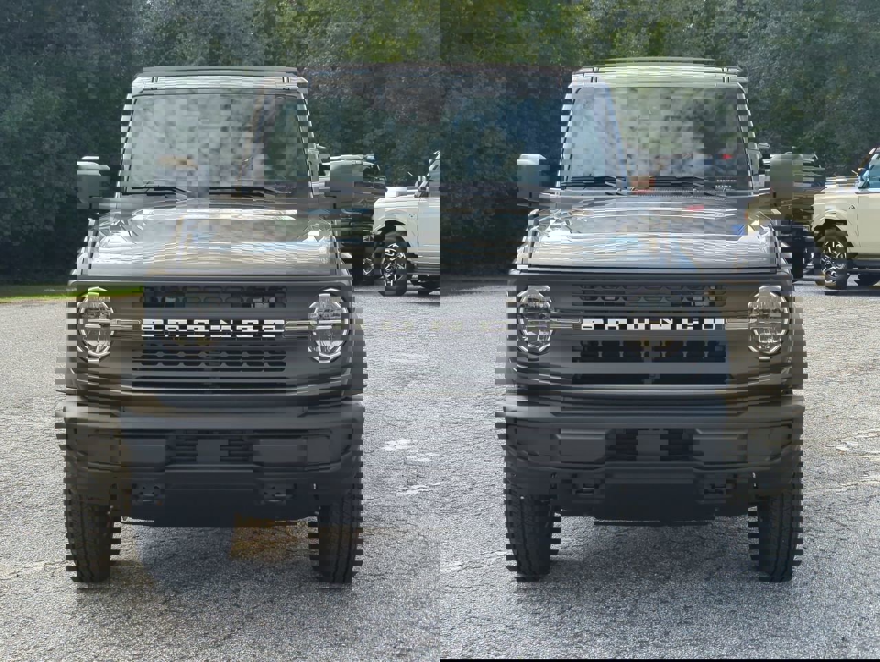 New 2025 Ford Bronco 4-Door image 7