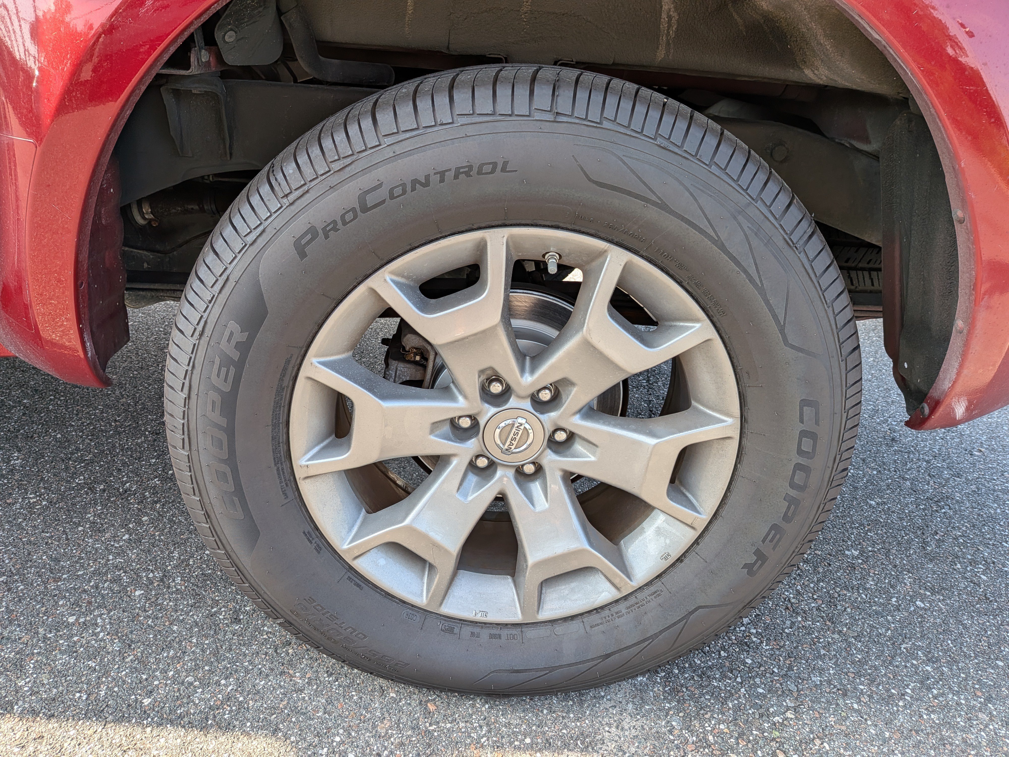 Used 2019 Nissan Frontier SL RWD image 12