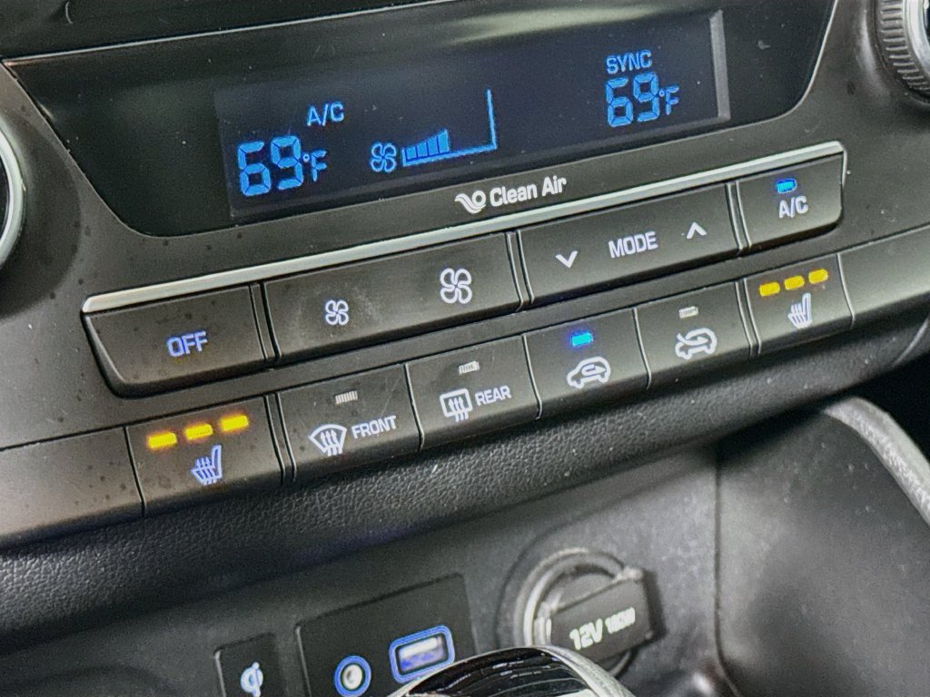 Used 2019 Hyundai Tucson Sport FWD image 20