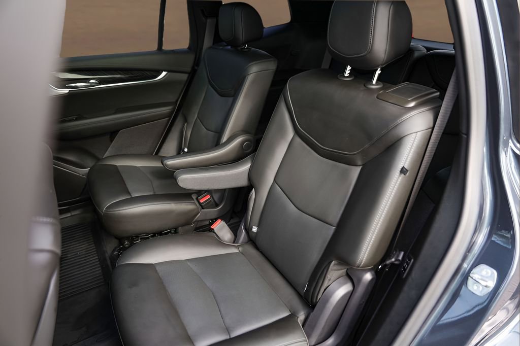 Used 2021 Cadillac XT6 Premium Luxury FWD image 26