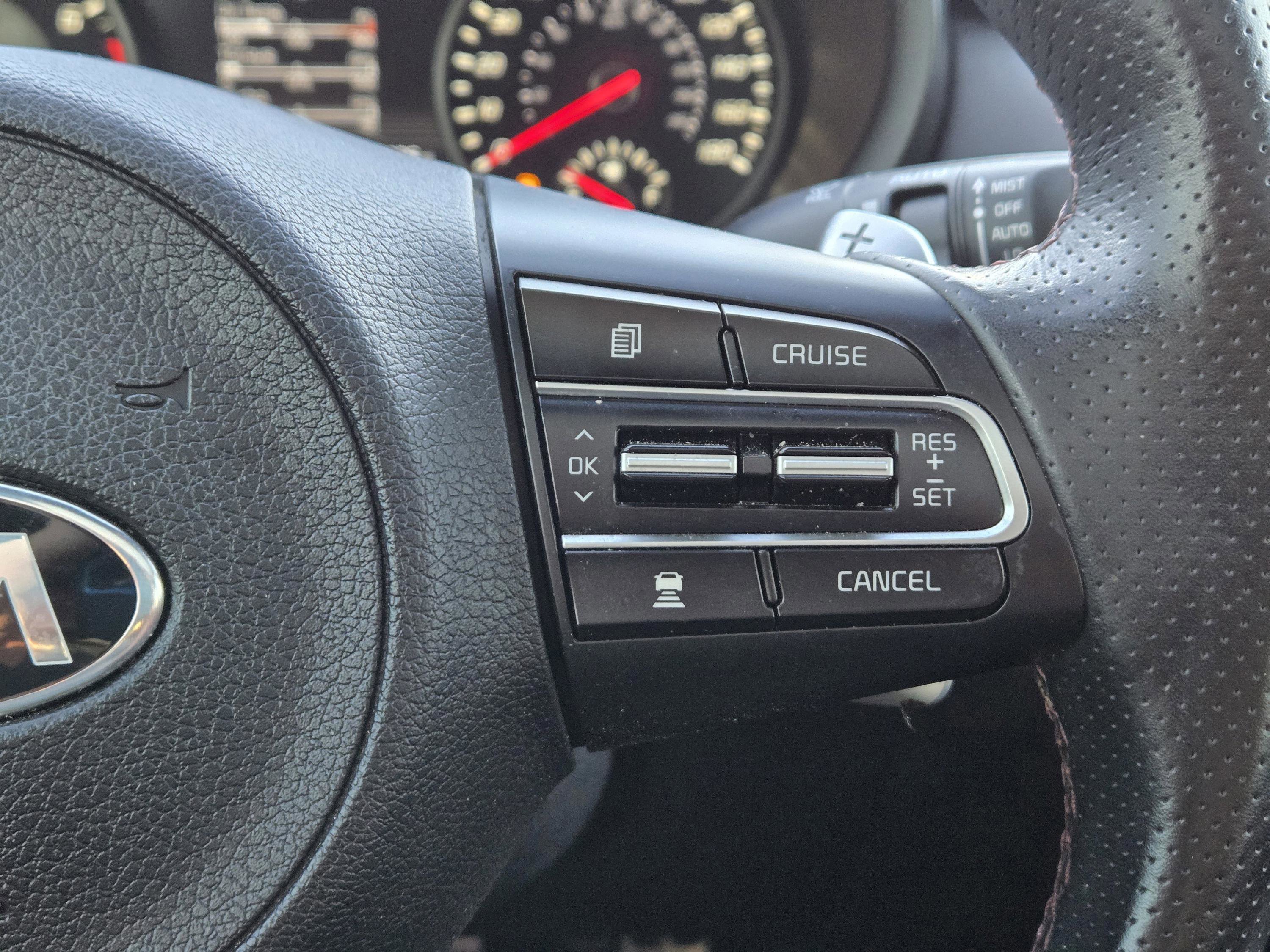 Used 2021 Kia Stinger GT2 image 23