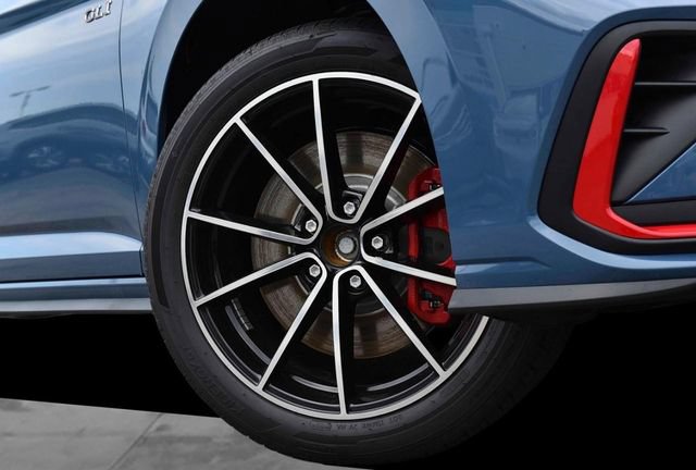 New 2026 Volkswagen Jetta GLI Autobahn FWD image 3