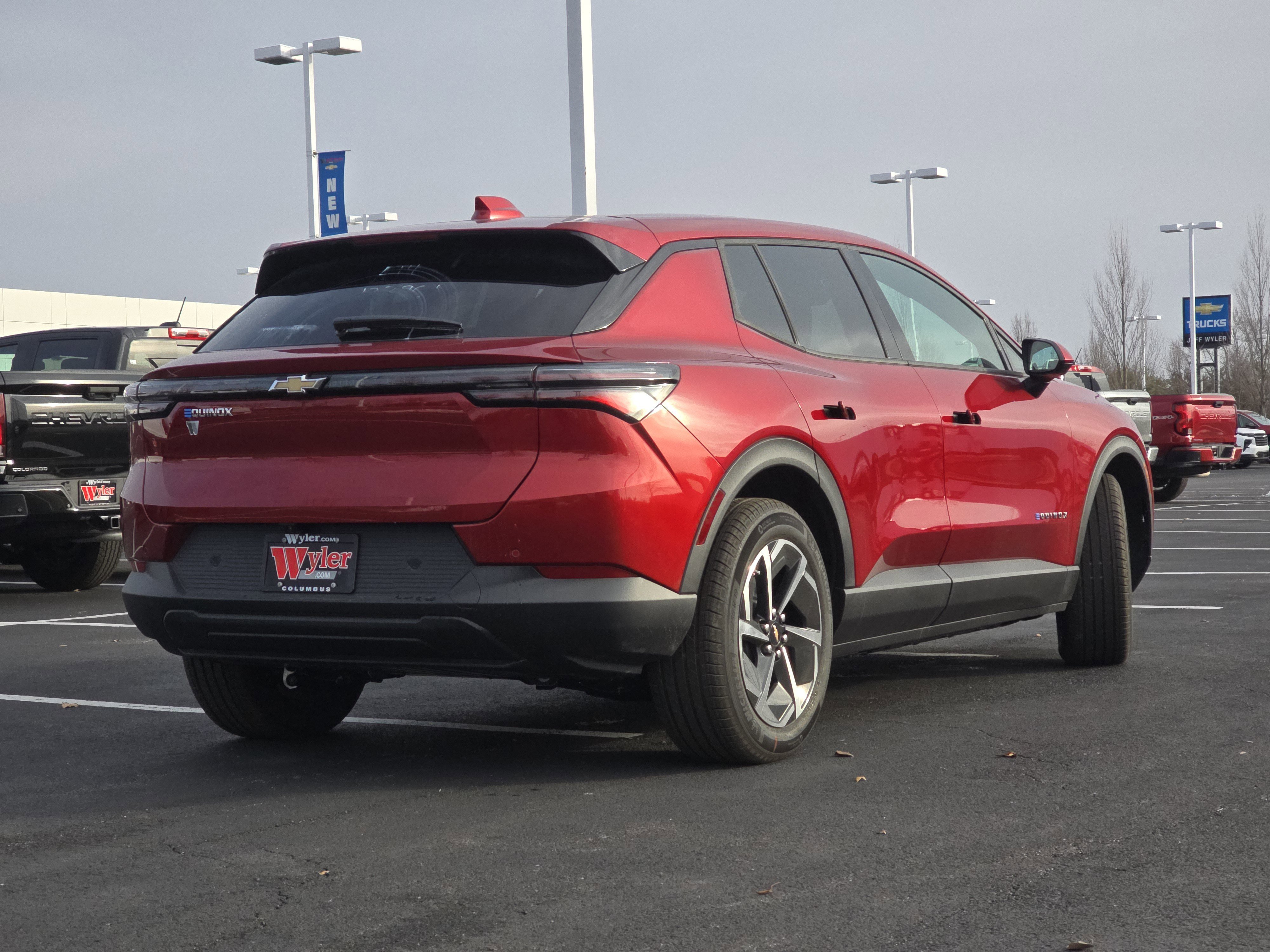 New 2026 Chevrolet Equinox EV LT image 17