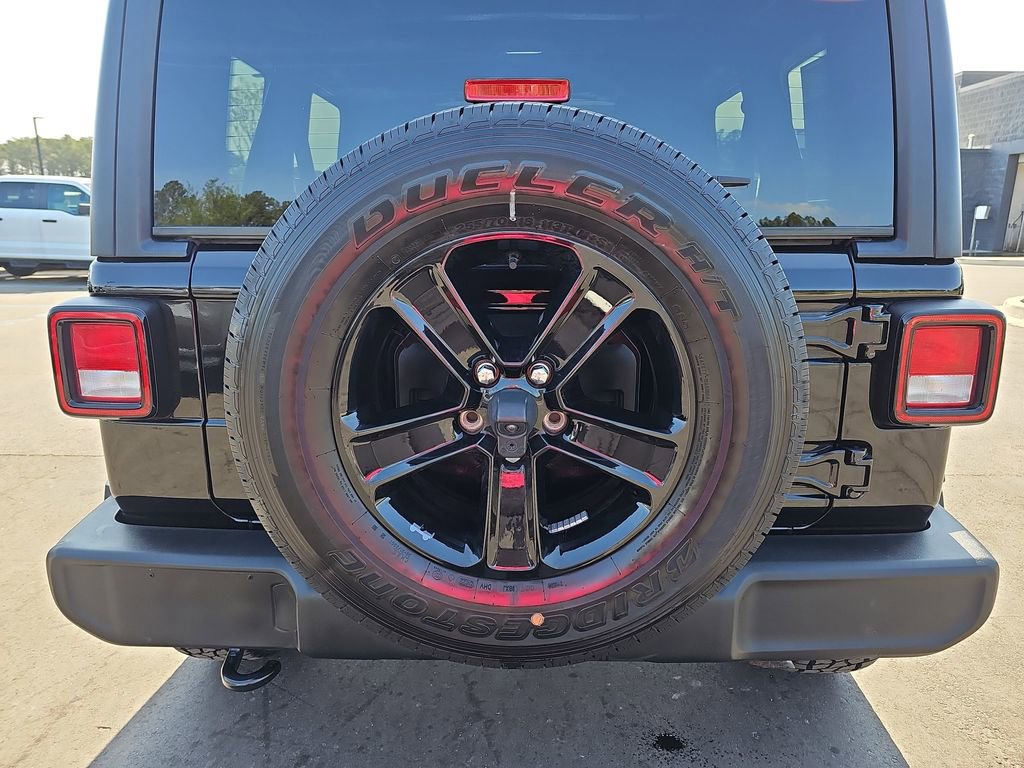 Used 2022 Jeep Wrangler Unlimited Sport image 15