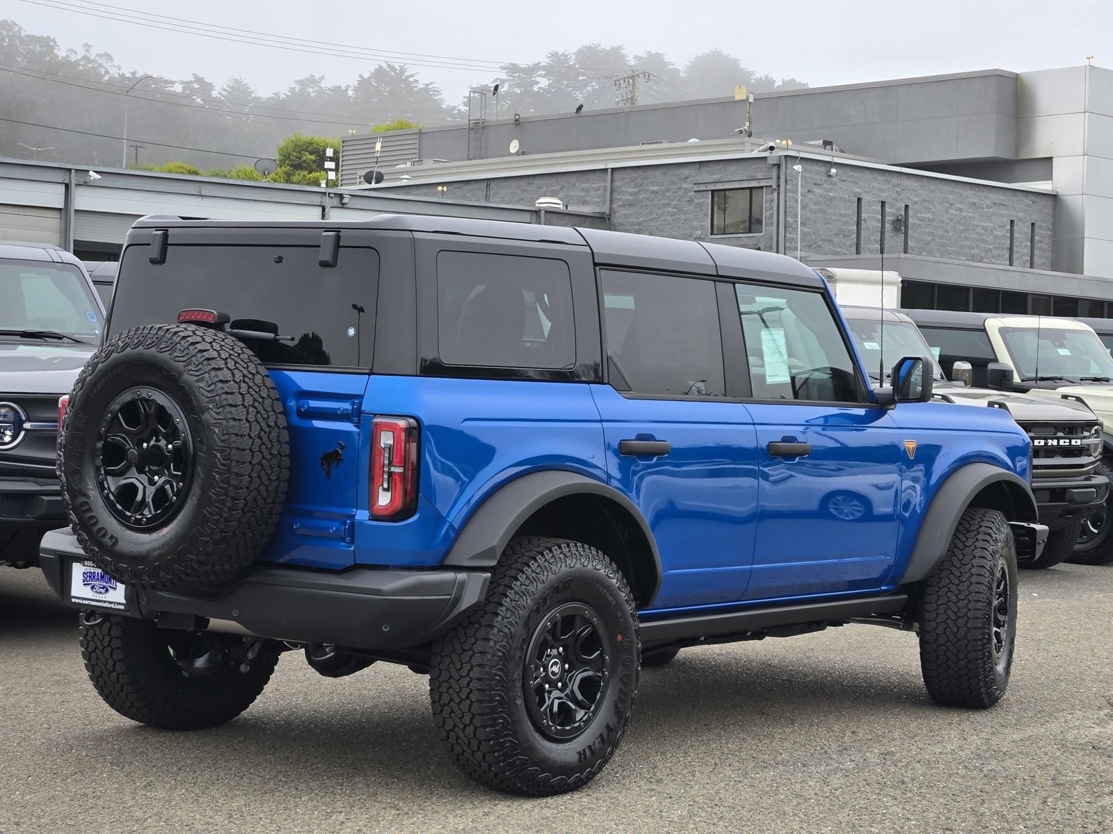 New 2026 Ford Bronco Badlands w/ Wildtrak Package AWD/4WD image 4