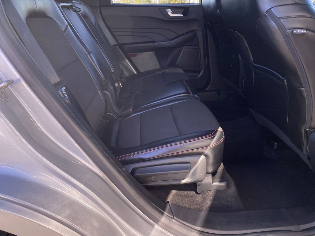 Used 2024 Ford Escape ST-Line image 28