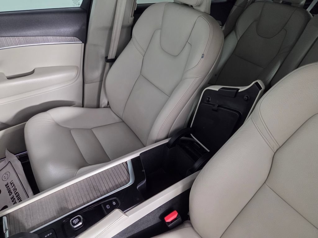 Used 2023 Volvo XC90 B6 Plus w/ Protection Package Premier AWD/4WD image 20