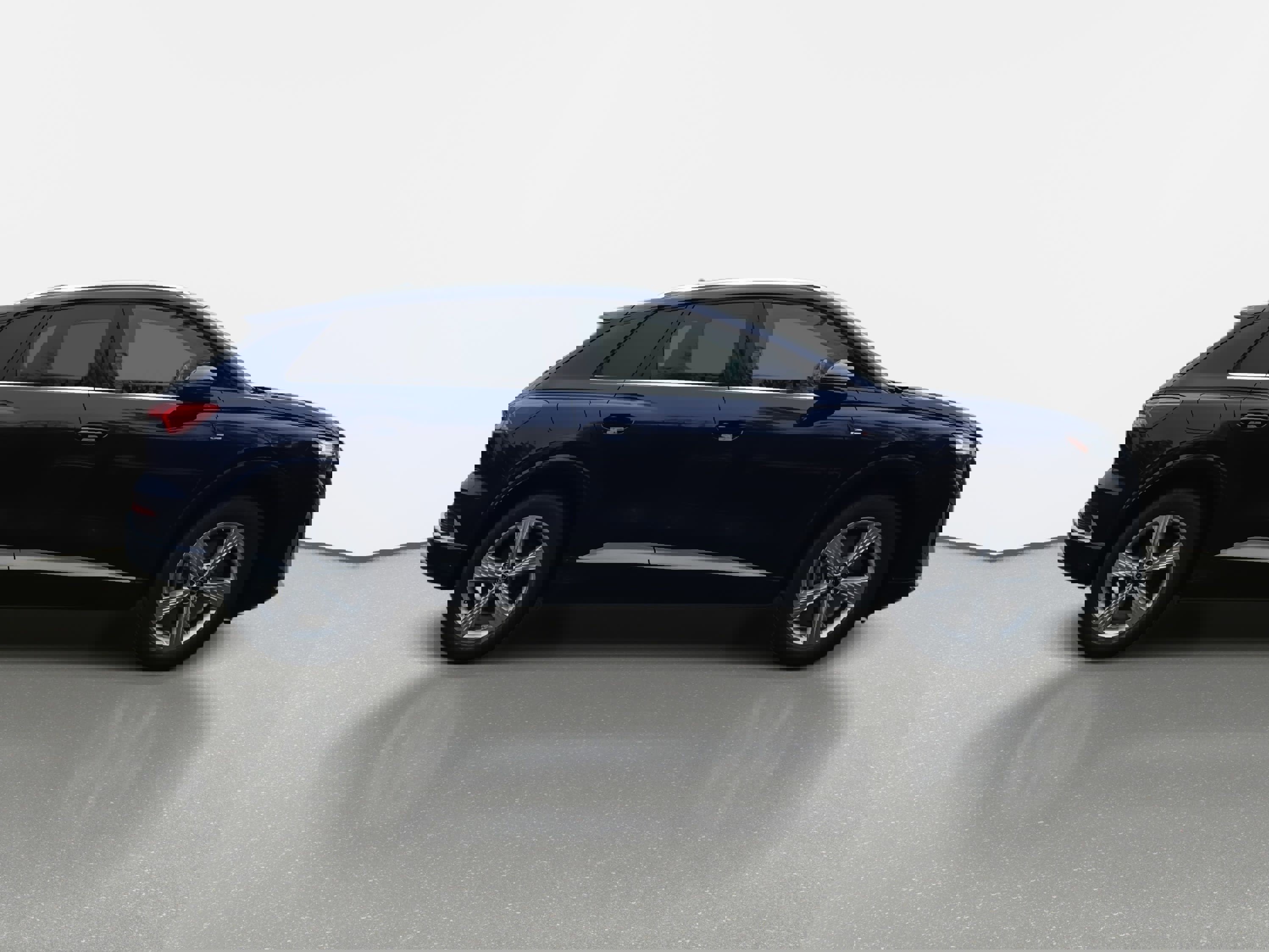 Used 2023 Audi Q4 e-tron Premium Plus w/ Premium Plus image 4