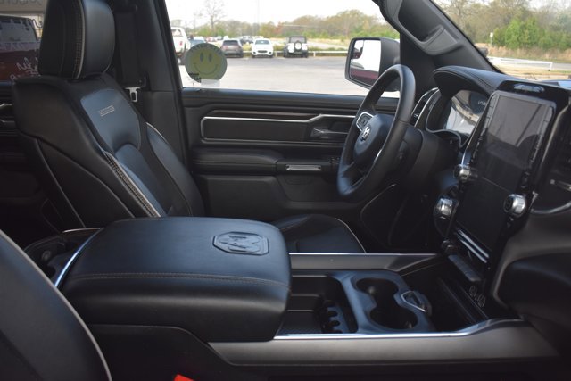 Used 2025 RAM 1500 Laramie w/ Laramie Southwest Edition image 4