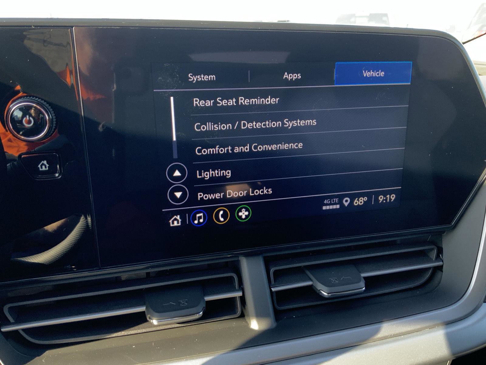 New 2026 Chevrolet Trax LS w/ LS Convenience Package FWD image 37