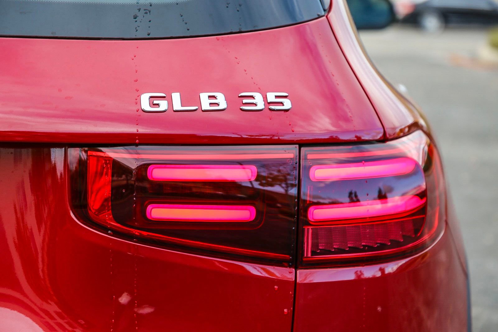 New 2025 Mercedes-Benz GLB 35 AMG 4MATIC image 10
