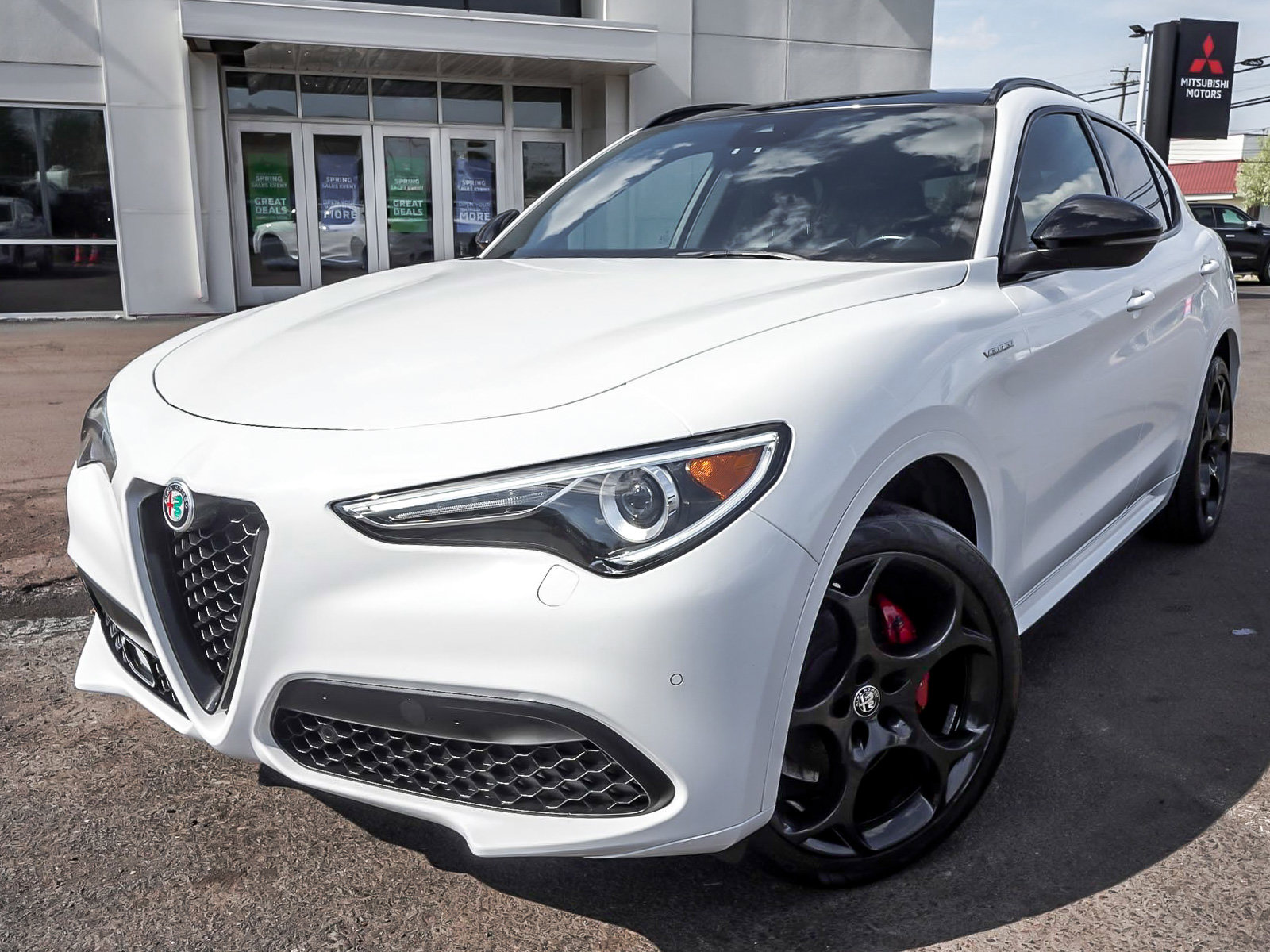 Used 2023 Alfa Romeo Stelvio Veloce image 51