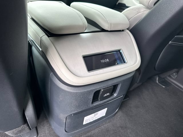 New 2026 Lincoln Navigator Reserve AWD/4WD image 24