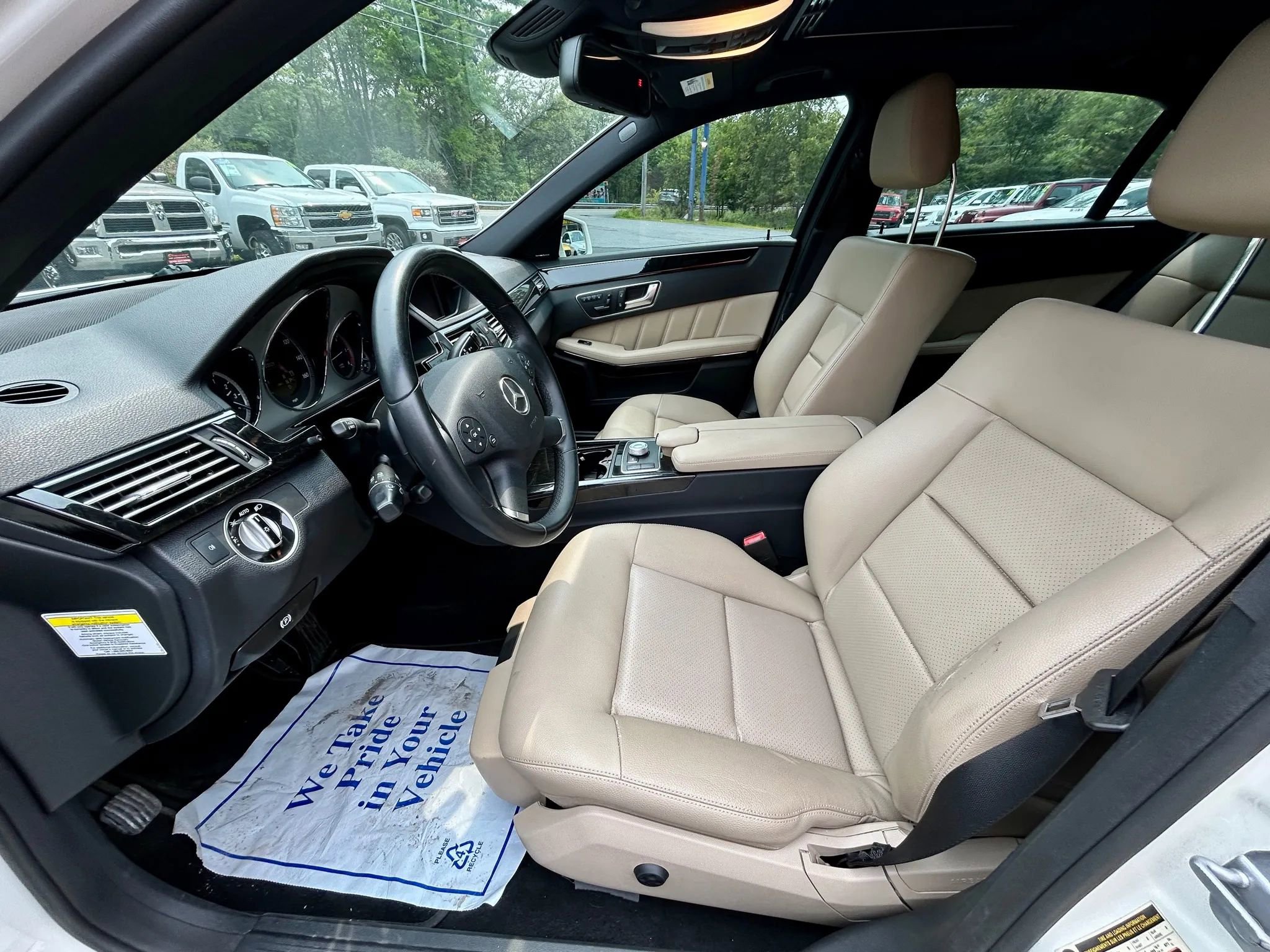 Used 2012 Mercedes-Benz E 350 BlueTEC Sedan image 11