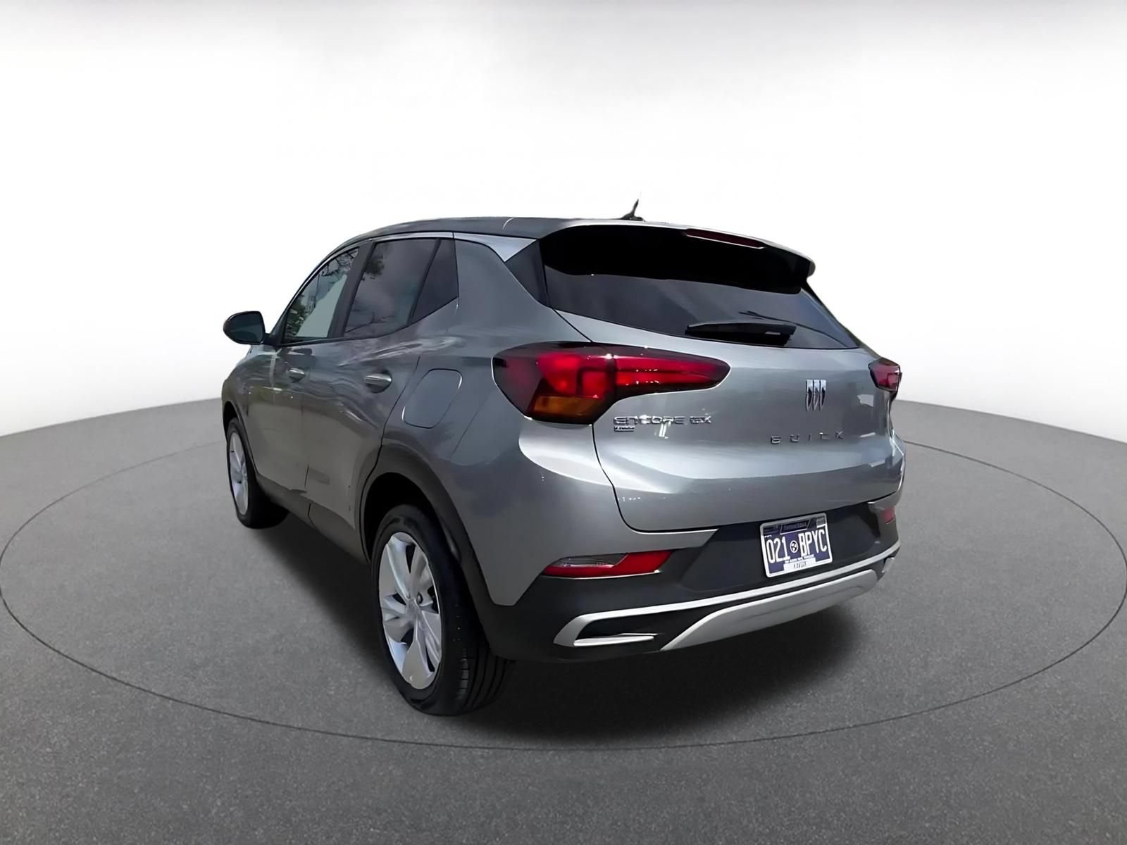 Used 2025 Buick Encore GX Preferred AWD/4WD image 11
