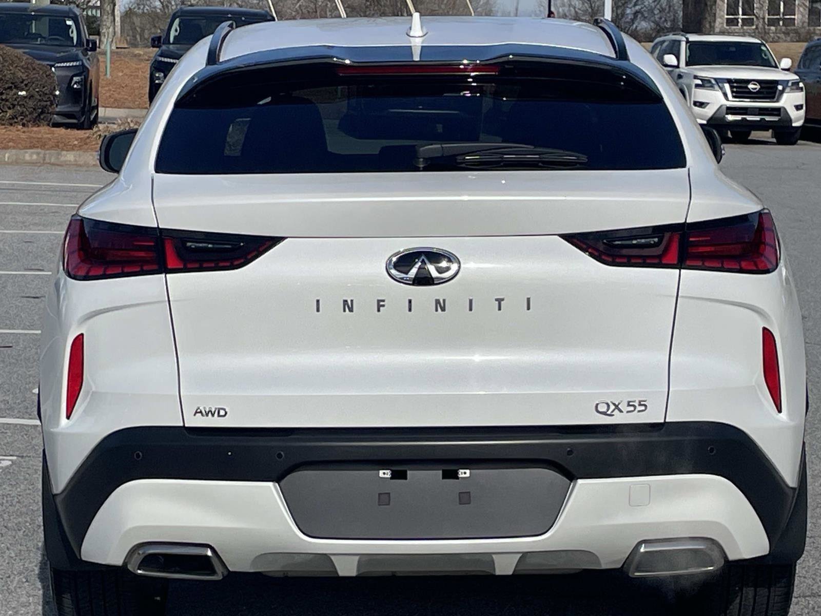 Certified 2025 INFINITI QX55 Luxe w/ Cargo Package image 3