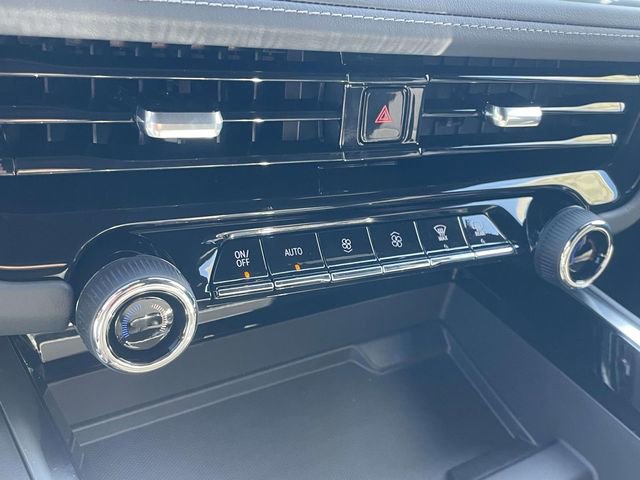 New 2026 Chevrolet Suburban LS RWD image 15