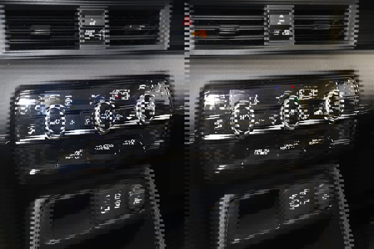 Used 2023 Honda Pilot Elite image 30