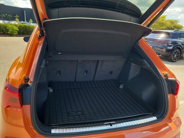 Certified 2025 Audi Q3 2.0T Premium w/ Convenience Package image 8
