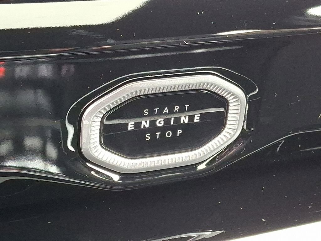 New 2026 Jeep Grand Cherokee 4WD image 17
