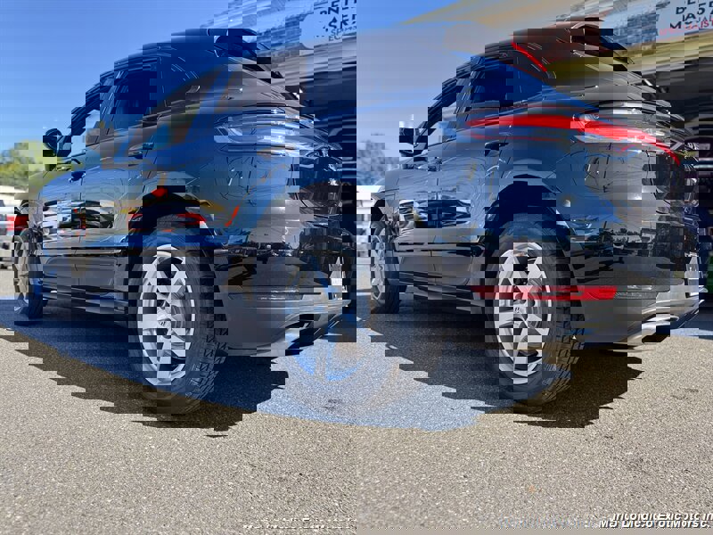 Used 2021 Porsche Macan image 10