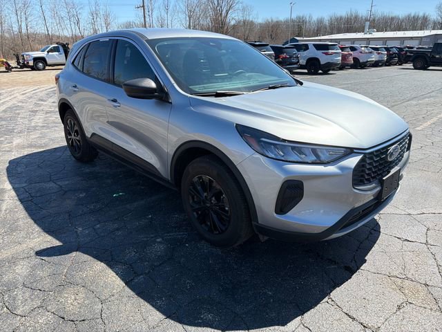 Used 2024 Ford Escape Active image 10