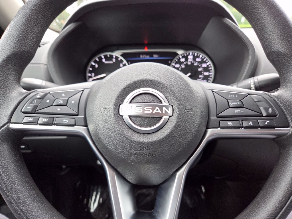 Used 2024 Nissan Sentra SV FWD image 29