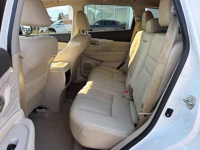 Used 2015 Nissan Murano Platinum w/ Platinum Technology Package AWD/4WD image 16