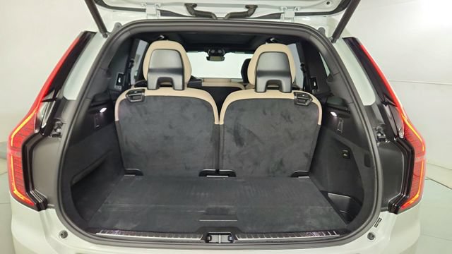 New 2026 Volvo XC90 T8 Plus w/ Protection Package Premier AWD/4WD image 42