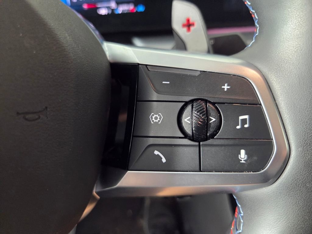 Used 2025 BMW X2 M35i image 19