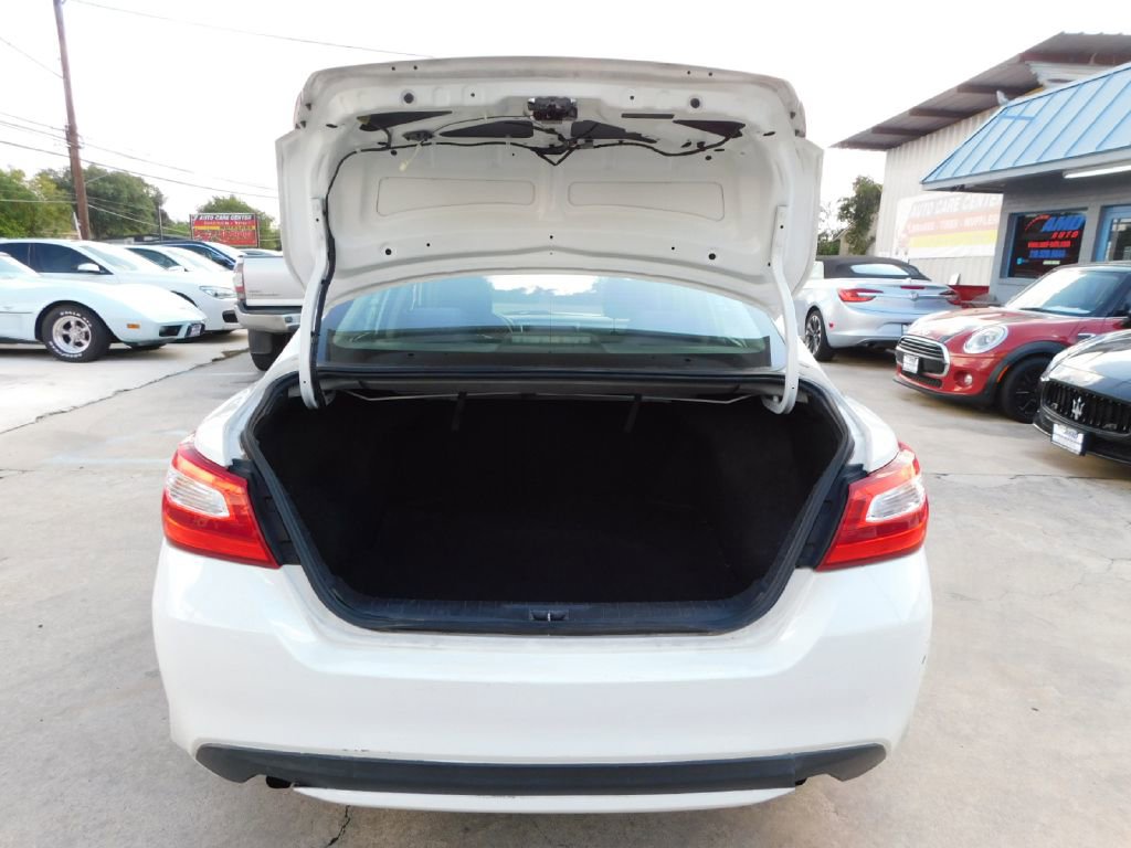 Used 2017 Nissan Altima 2.5 FWD image 14