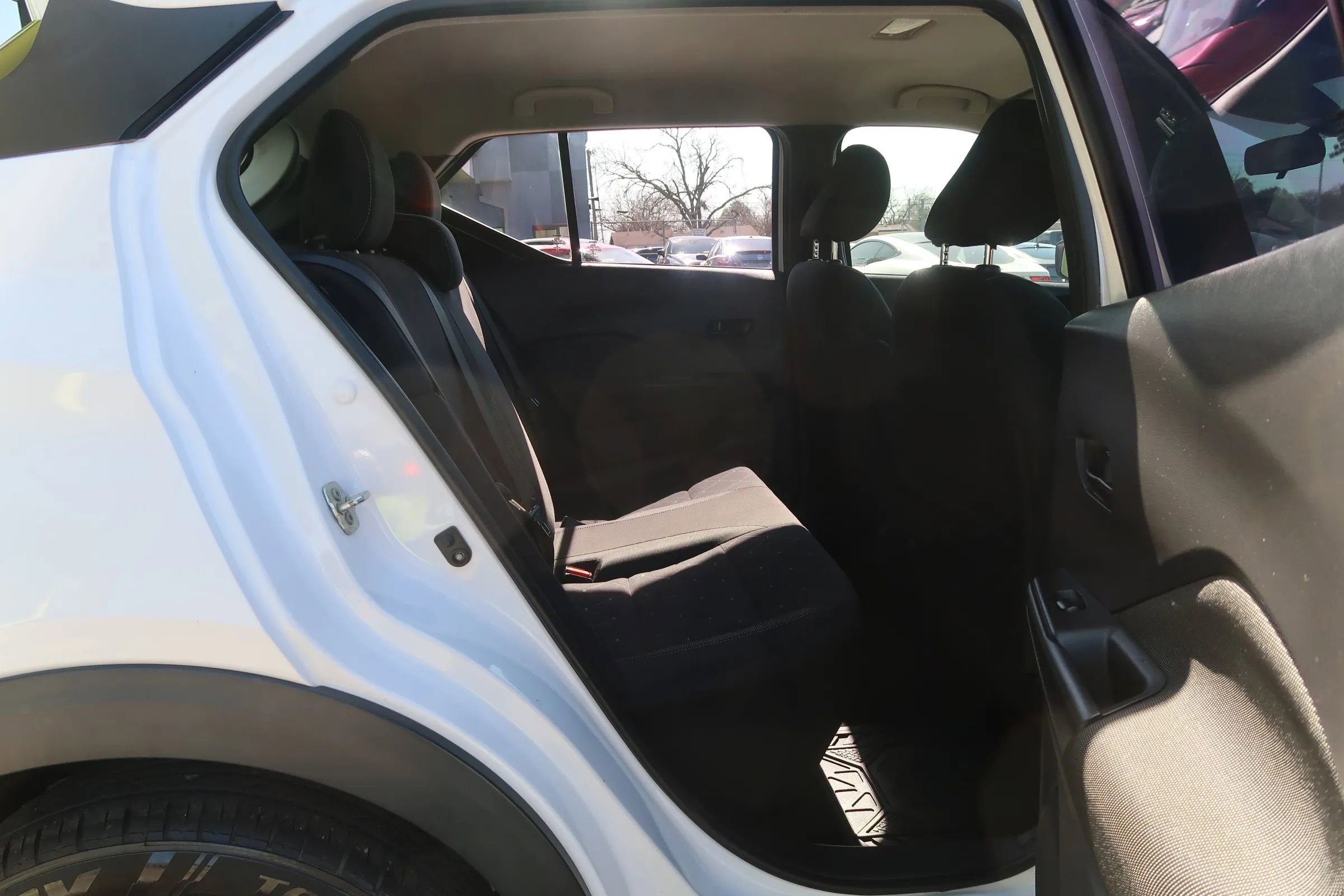 Used 2020 Nissan Kicks S FWD image 22