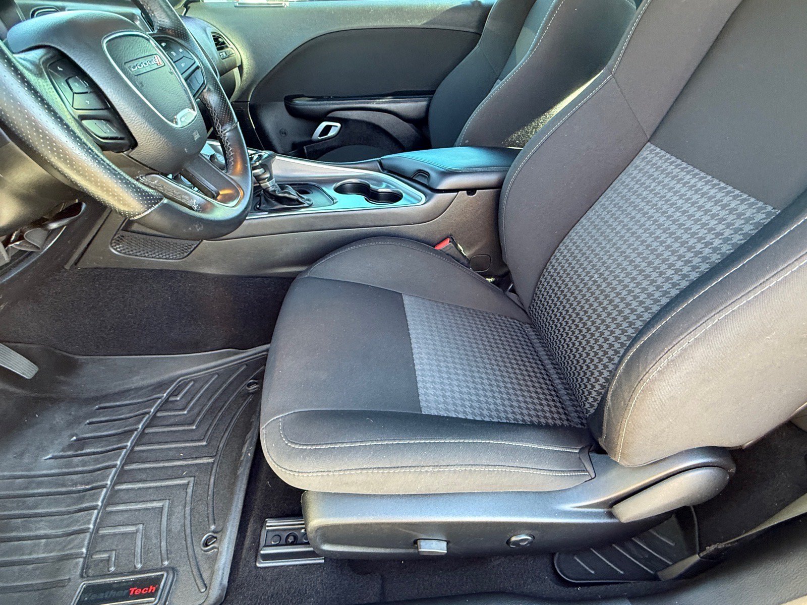 Used 2021 Dodge Challenger R/T w/ Blacktop Package RWD image 13