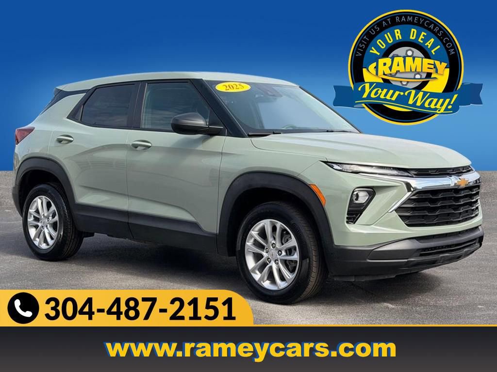 Used 2025 Chevrolet TrailBlazer LS w/ LS Convenience Package image 1