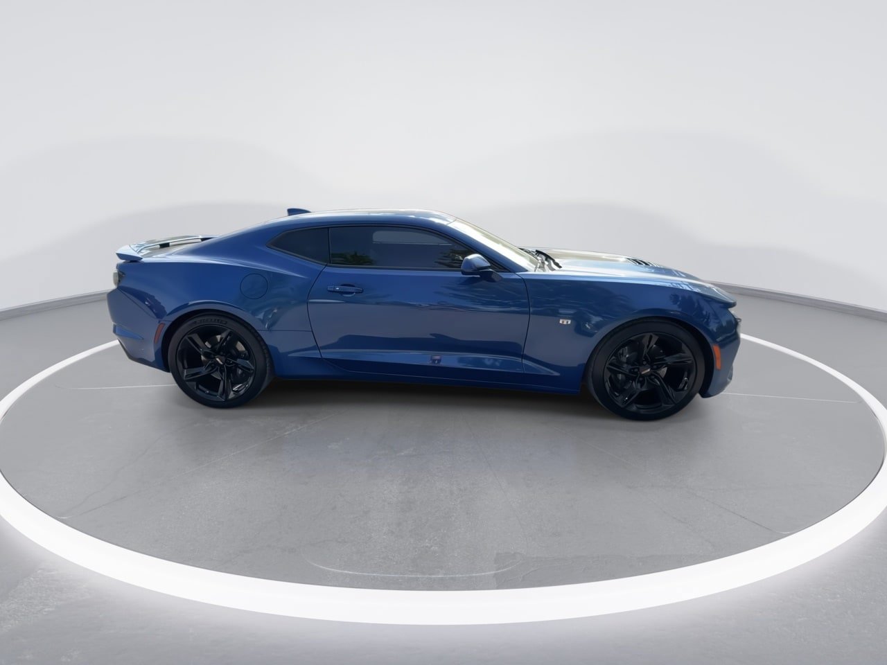 Used 2022 Chevrolet Camaro SS RWD image 22
