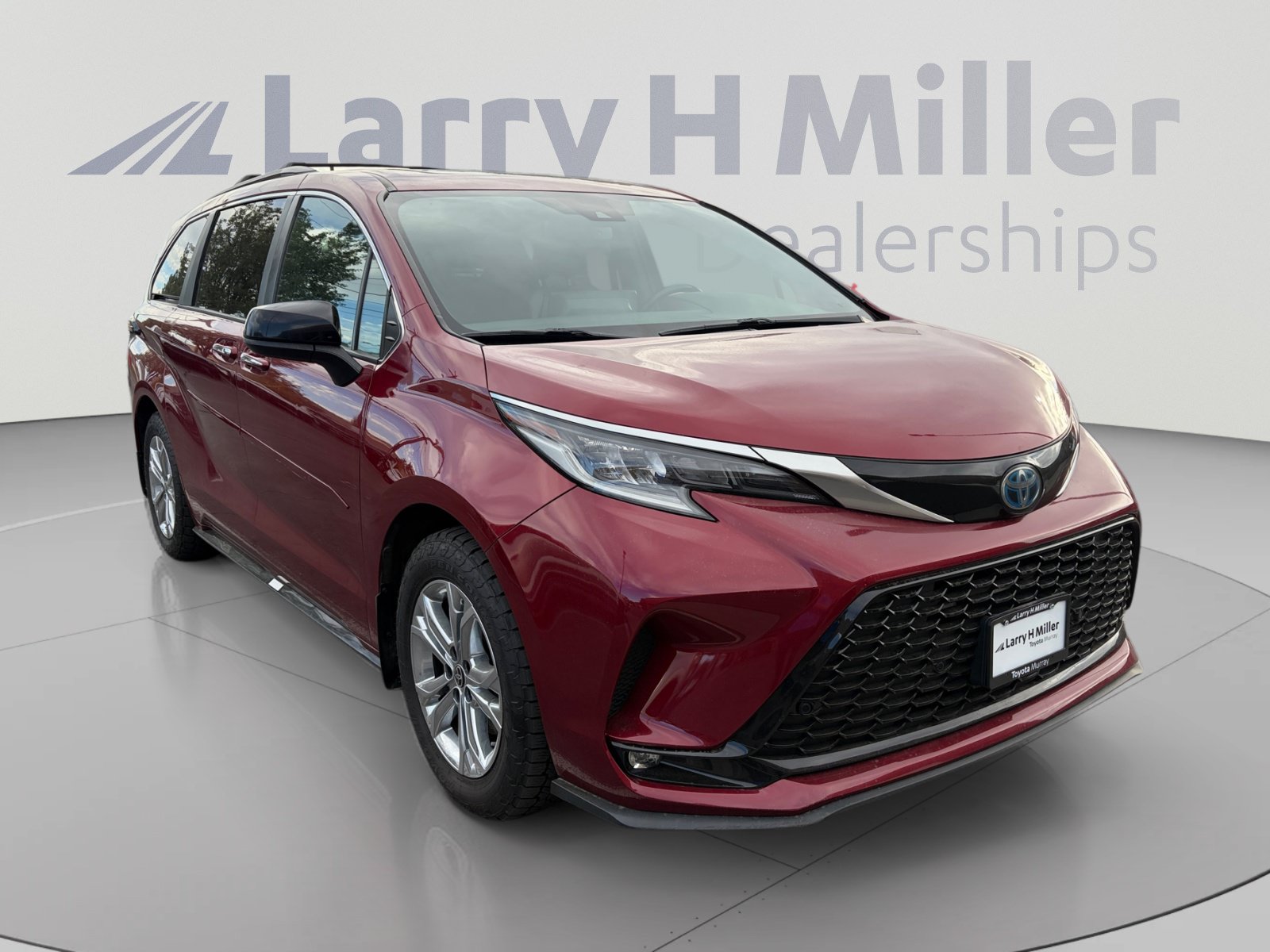 Used 2022 Toyota Sienna XSE w/ XSE Plus Package AWD/4WD image 7