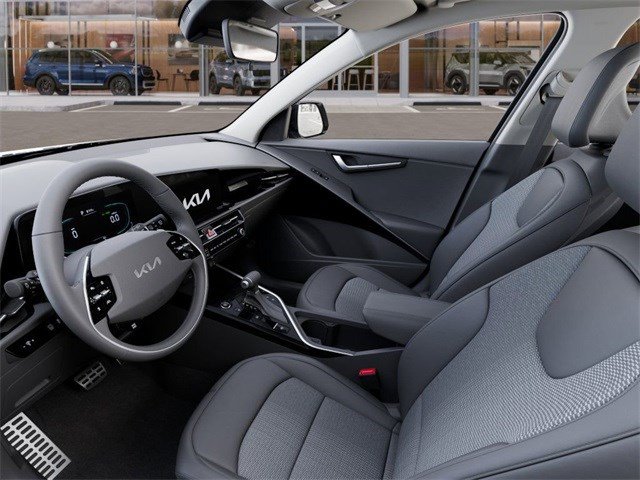 New 2025 Kia Niro EX Touring FWD image 17