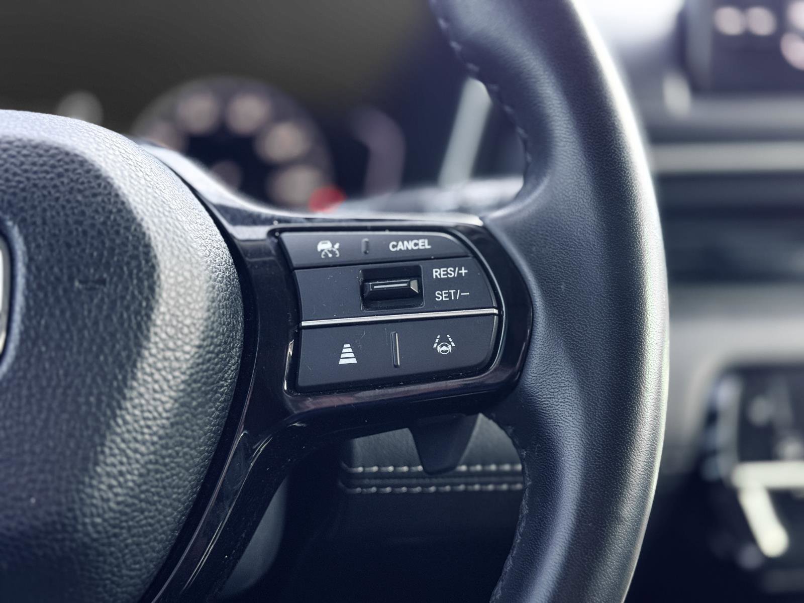 Used 2023 Honda Pilot EX-L image 12