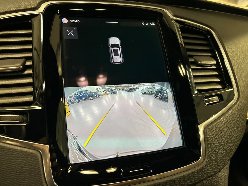 Certified 2023 Volvo XC90 T8 Plus w/ Protection Package AWD/4WD image 17